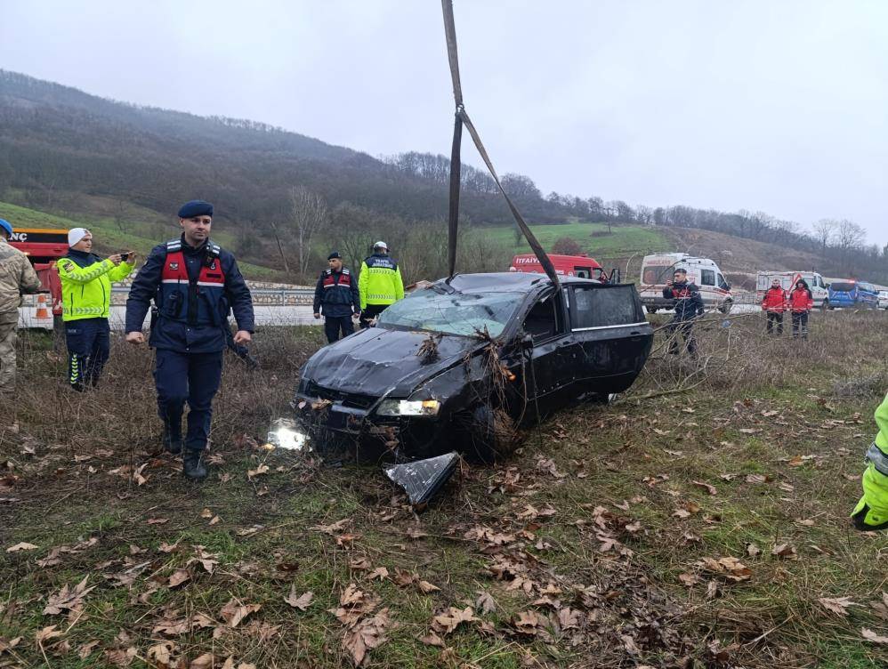 Otomobil çaya uçtu! Cesedi 50 metre ileride bulundu 5